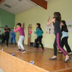 Danse par les enfants de Mongauzy